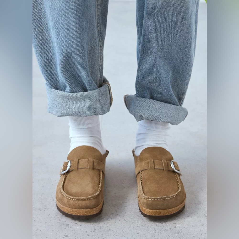 NWOB Birkenstock Buckley Suede Clogs